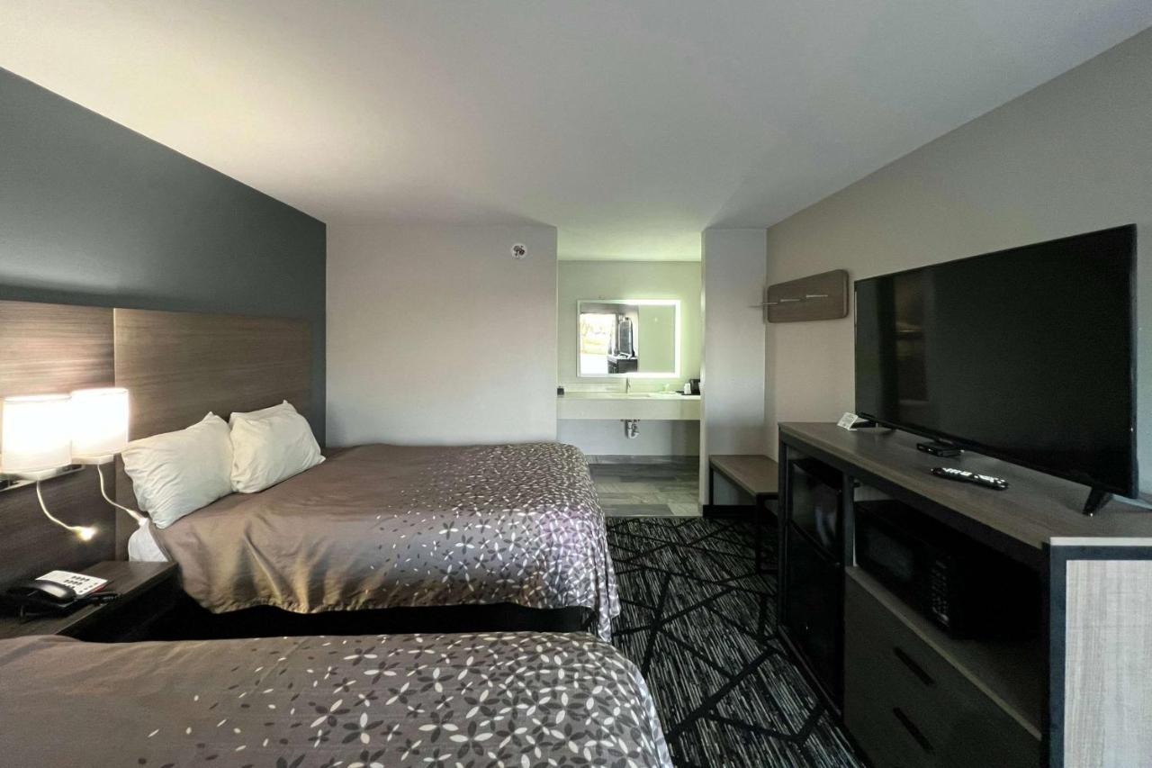 Super 8 By Wyndham Sulphur South מראה חיצוני תמונה
